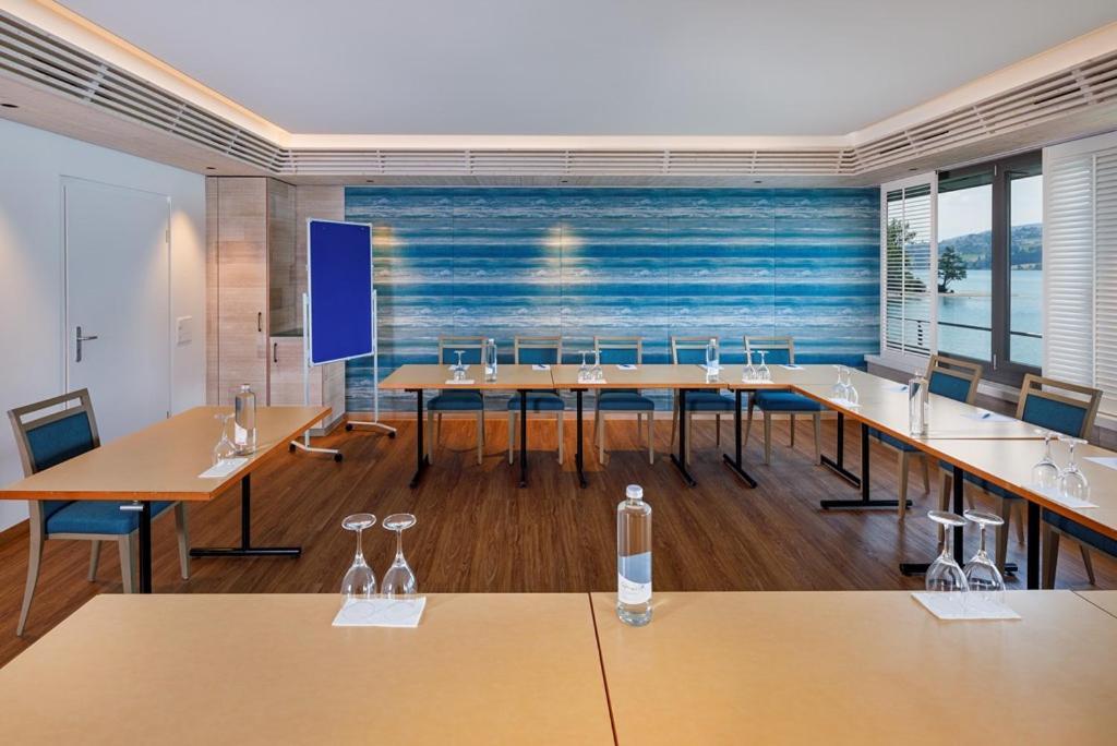 Seehotel Delphin Meisterschwanden Ngoại thất bức ảnh