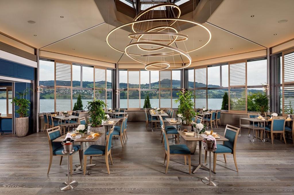 Seehotel Delphin Meisterschwanden Ngoại thất bức ảnh