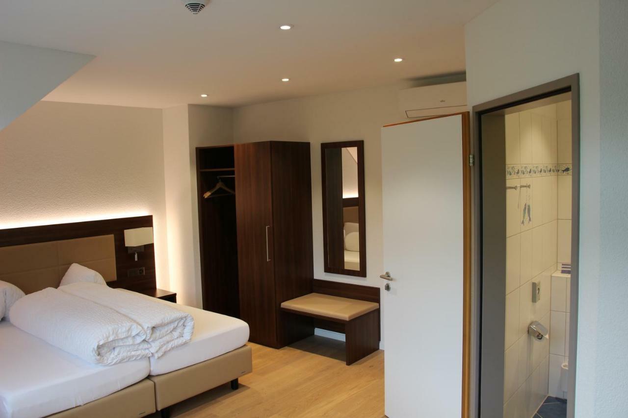 Seehotel Delphin Meisterschwanden Ngoại thất bức ảnh